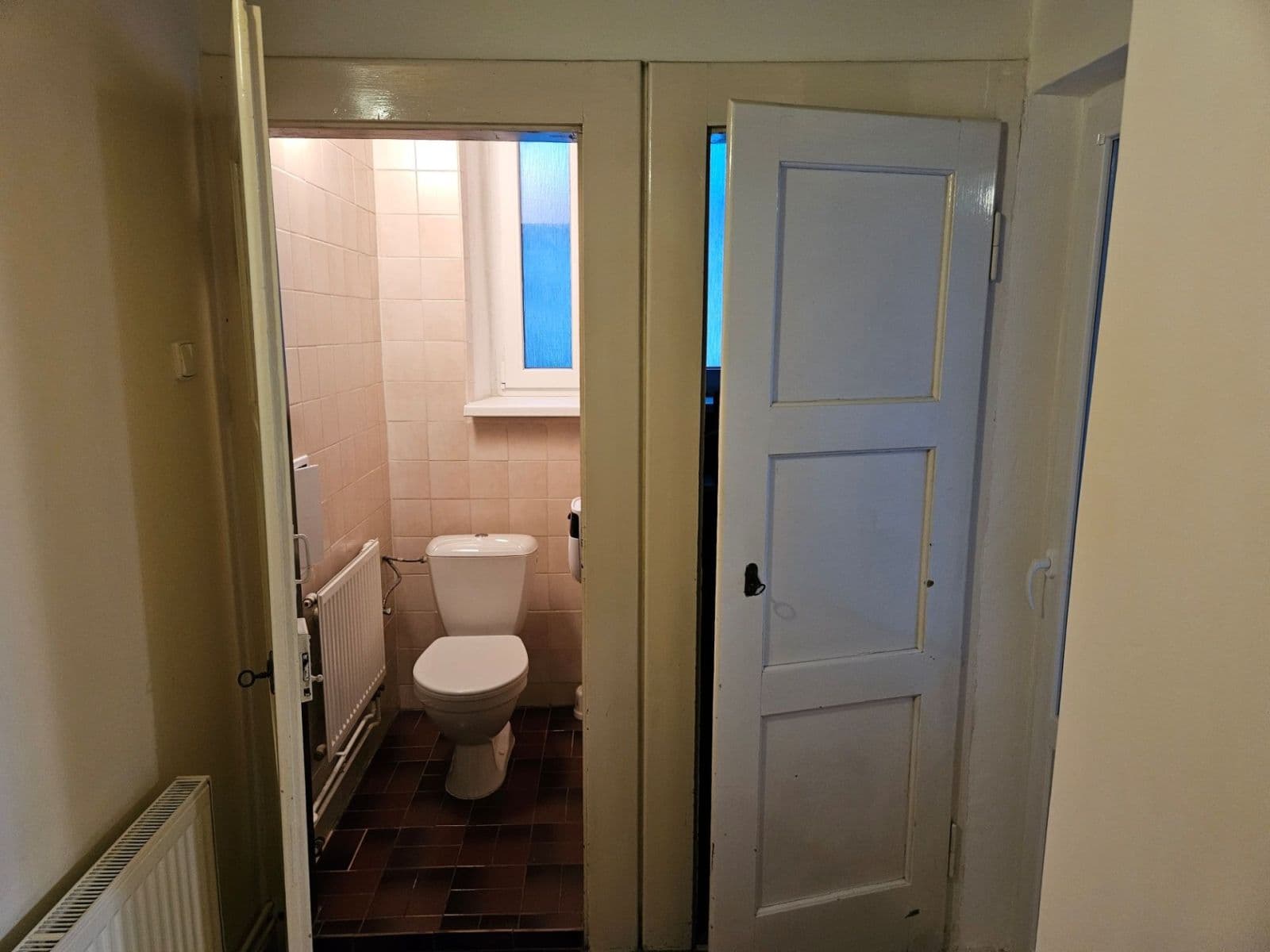 Prenájom bytu 1-izbový 50 m², Nemocniční, Praha, Praha Prenájom bytu 1-izbový 50 m², Nemocniční, Praha, Praha