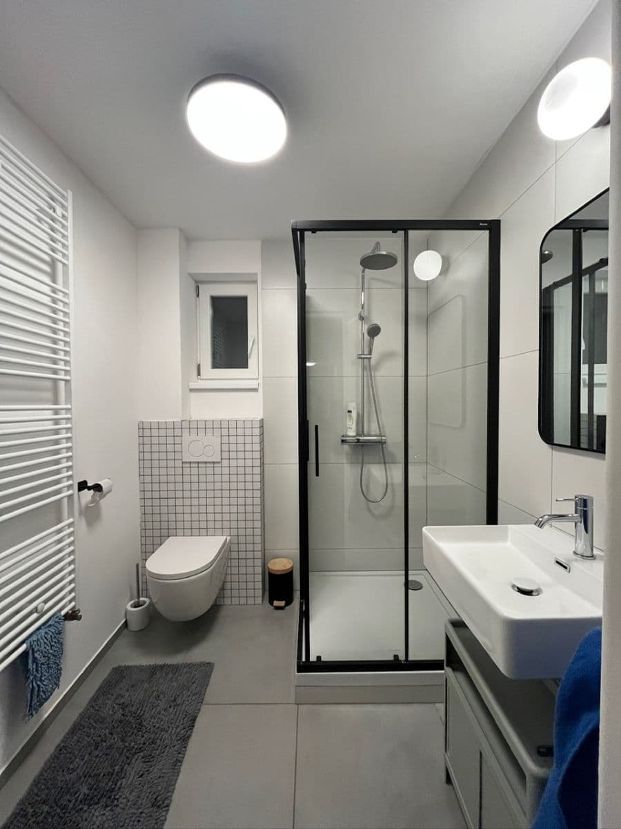 Prenájom bytu 3-izbový 80 m², Nobelova, Nové Mesto, Bratislavský kraj Prenájom bytu 3-izbový 80 m², Nobelova, Nové Mesto, Bratislavský kraj