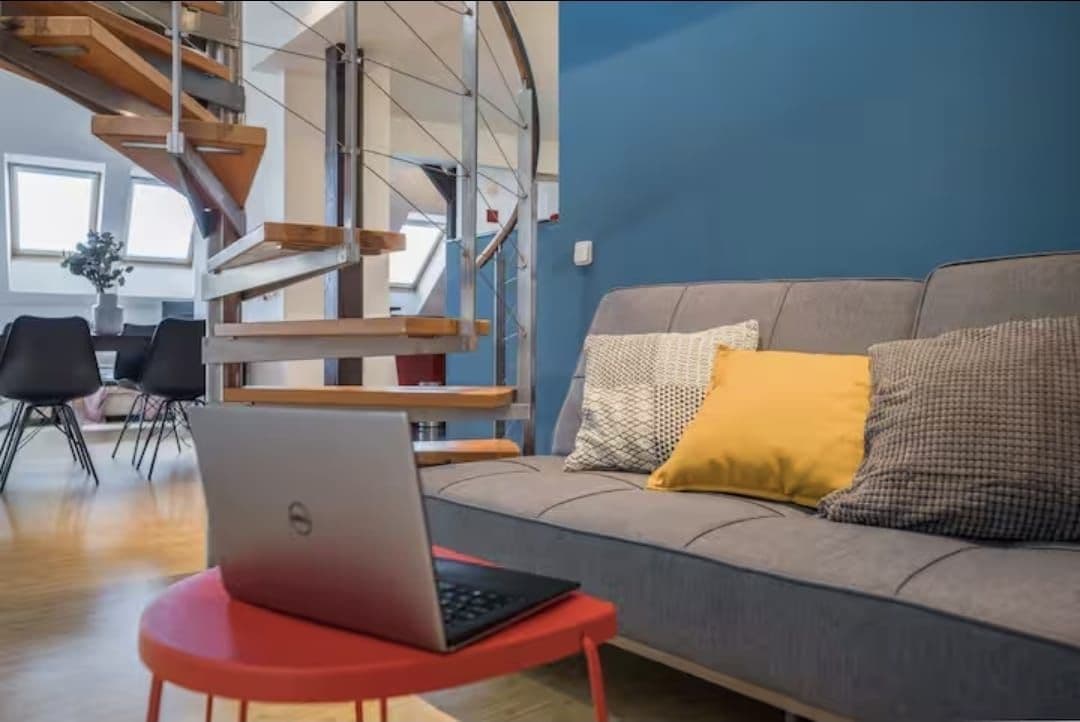 Prenájom bytu 5-izbový 165 m², Strojnická, Praha, Praha Prenájom bytu 5-izbový 165 m², Strojnická, Praha, Praha