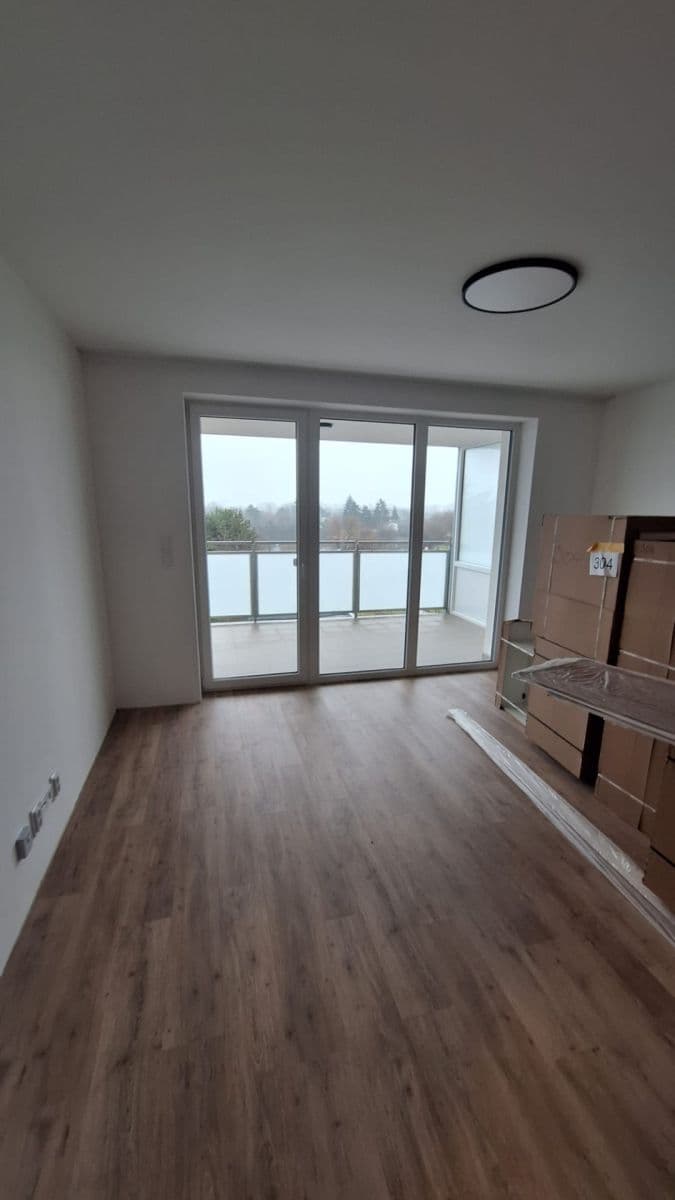 Prenájom bytu 2-izbový 57 m², Topolová, Olomouc, Olomoucký kraj Prenájom bytu 2-izbový 57 m², Topolová, Olomouc, Olomoucký kraj