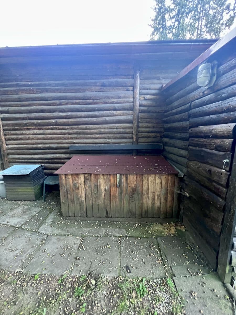 Predaj rekreačného objektu 29 m², pozemek 326 m², Za Labem, Čelákovice, Středočeský kraj Predaj rekreačného objektu 29 m², pozemek 326 m², Za Labem, Čelákovice, Středočeský kraj