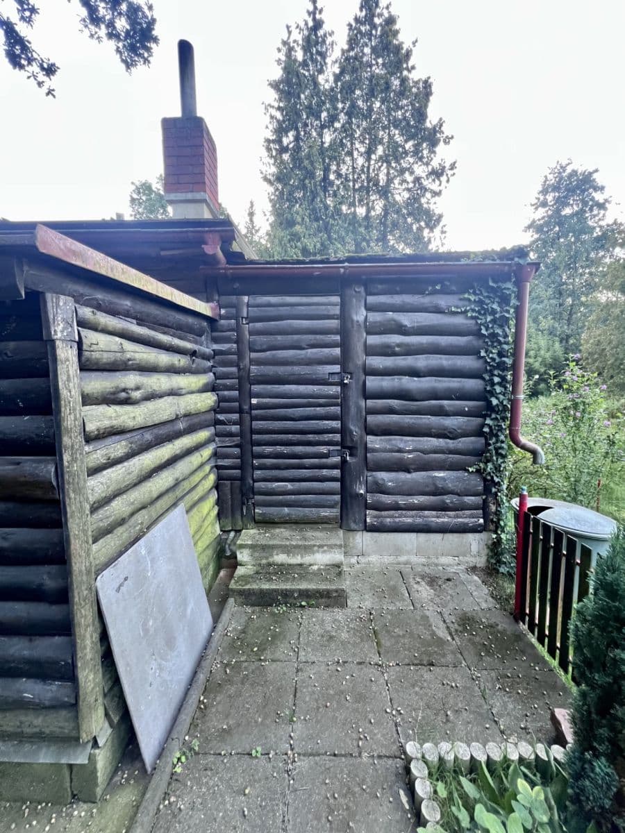 Predaj rekreačného objektu 29 m², pozemek 326 m², Za Labem, Čelákovice, Středočeský kraj Predaj rekreačného objektu 29 m², pozemek 326 m², Za Labem, Čelákovice, Středočeský kraj