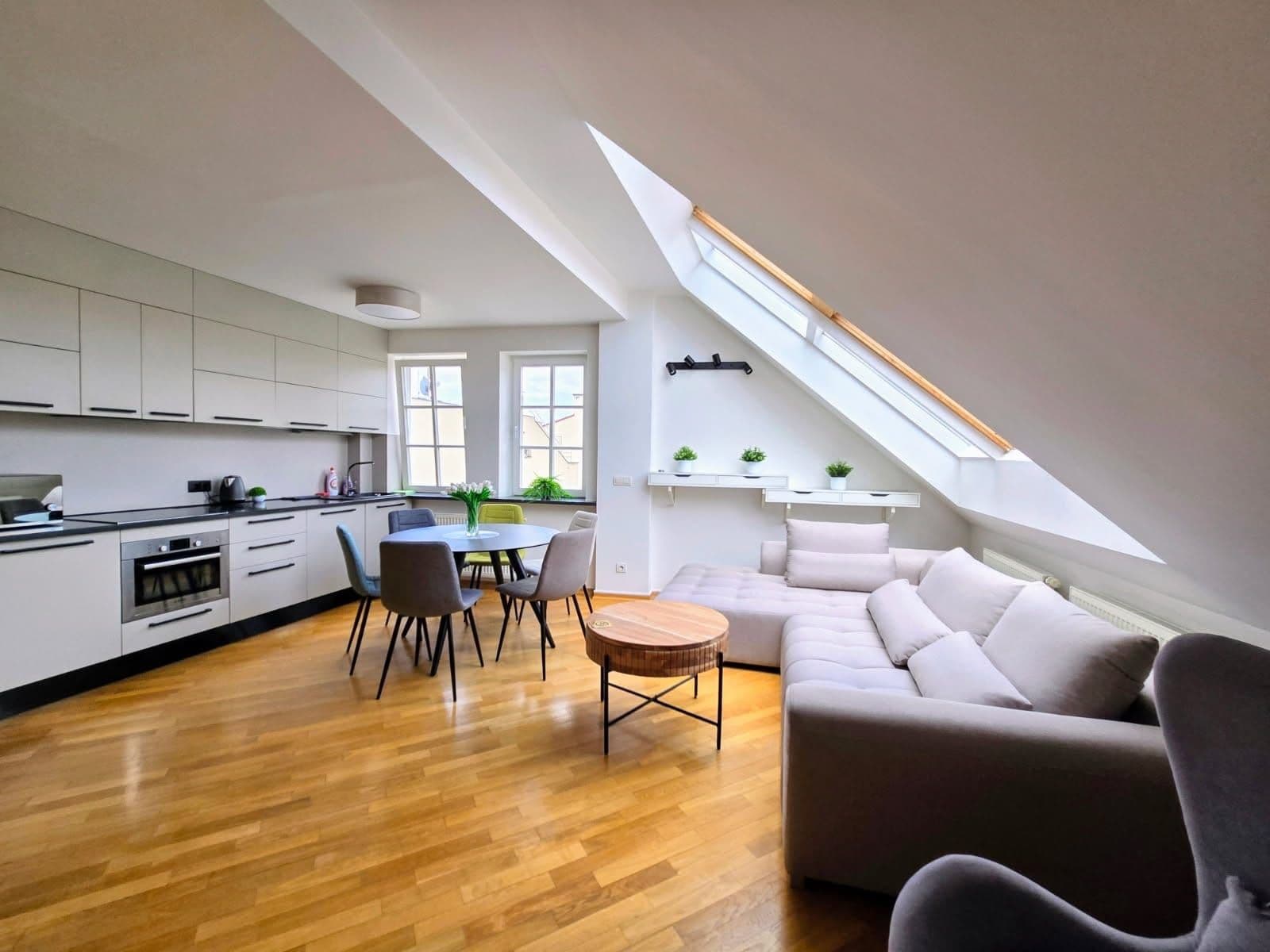 Predaj bytu 3-izbový 78 m², Klimentská, Praha, Praha Predaj bytu 3-izbový 78 m², Klimentská, Praha, Praha