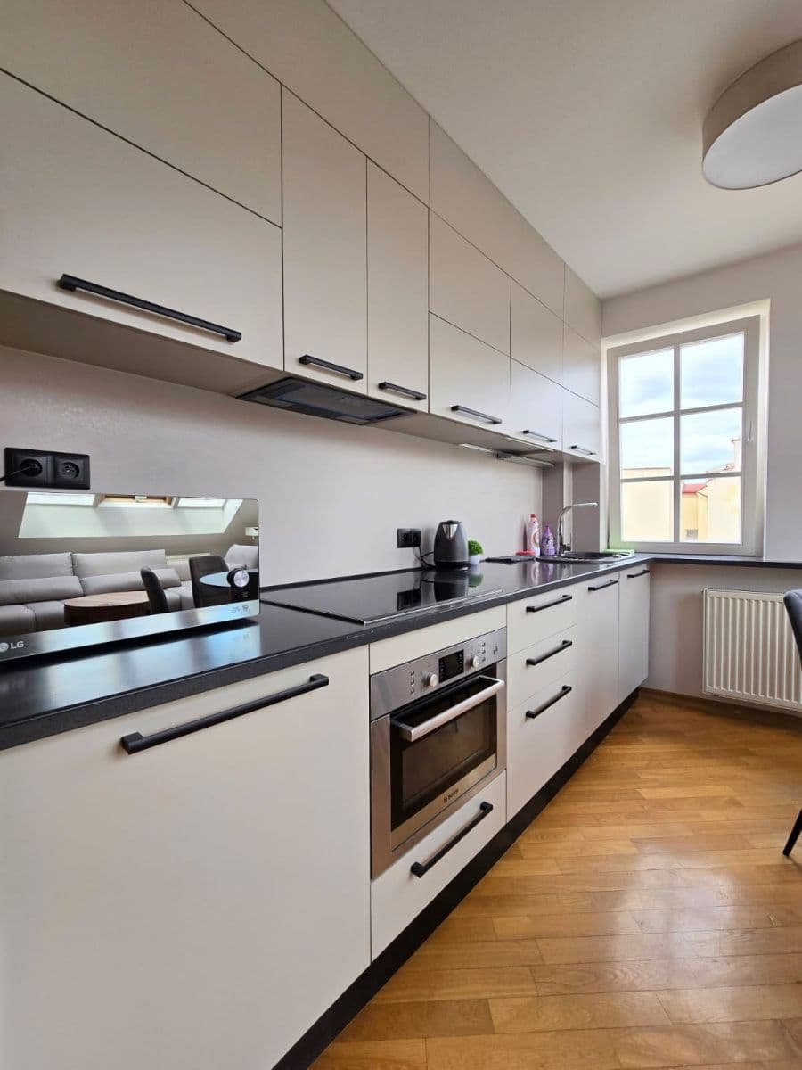 Predaj bytu 3-izbový 78 m², Klimentská, Praha, Praha Predaj bytu 3-izbový 78 m², Klimentská, Praha, Praha
