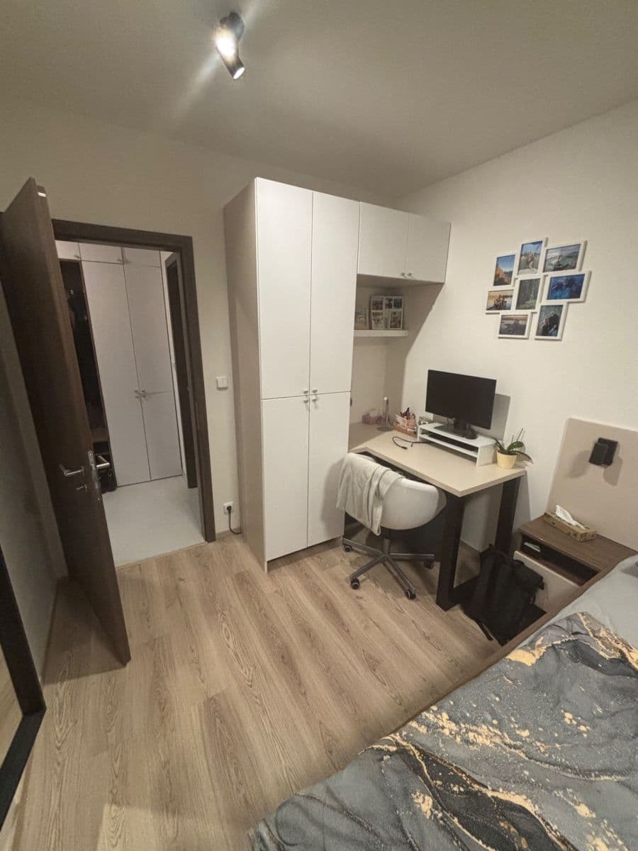 Prenájom bytu 2-izbový 54 m², Stočesova, Praha, Praha Prenájom bytu 2-izbový 54 m², Stočesova, Praha, Praha
