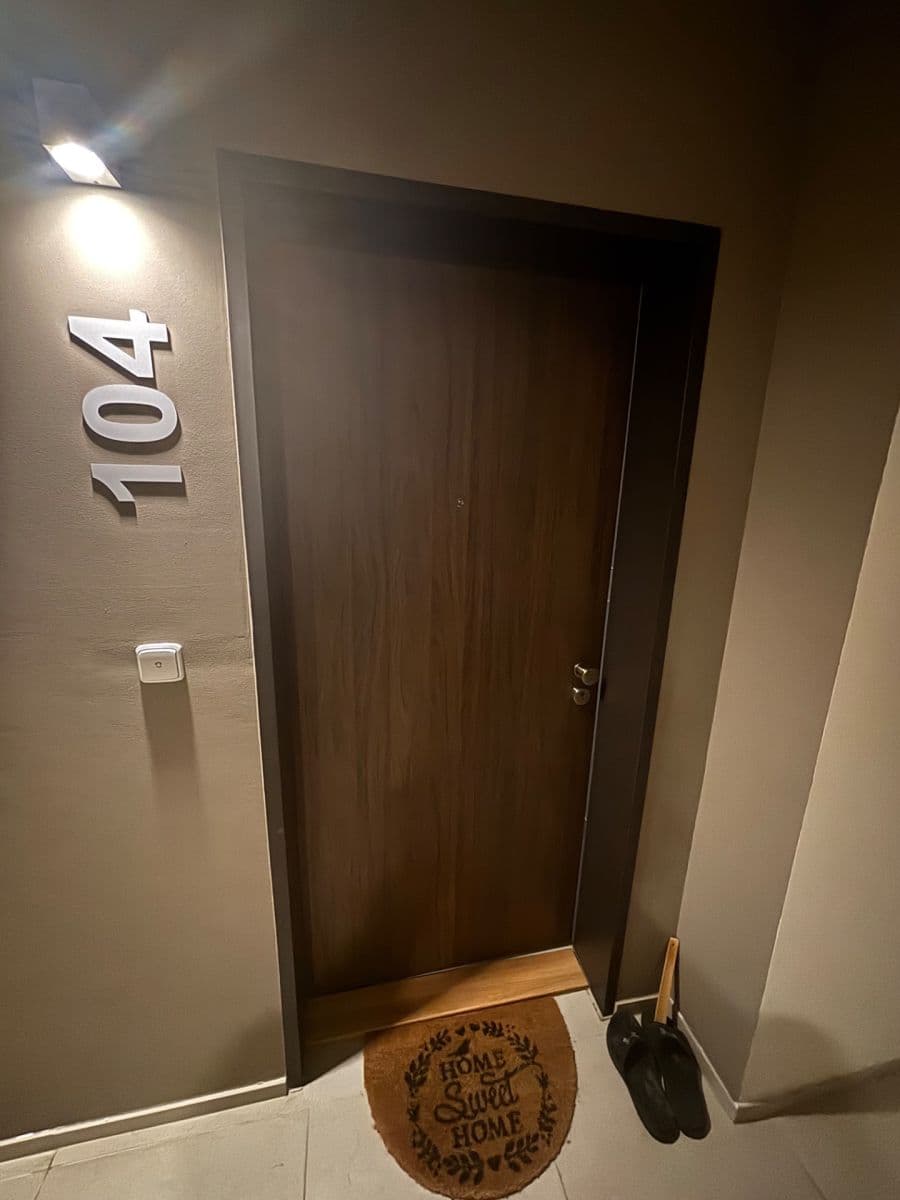 Prenájom bytu 2-izbový 54 m², Stočesova, Praha, Praha Prenájom bytu 2-izbový 54 m², Stočesova, Praha, Praha