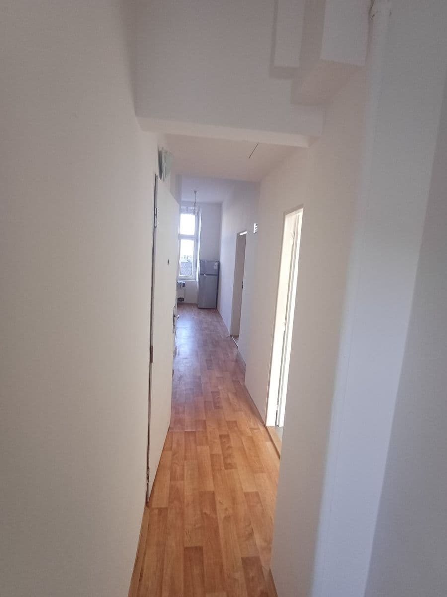 Prenájom bytu 2-izbový 53 m², Vacínova, Praha, Praha Prenájom bytu 2-izbový 53 m², Vacínova, Praha, Praha