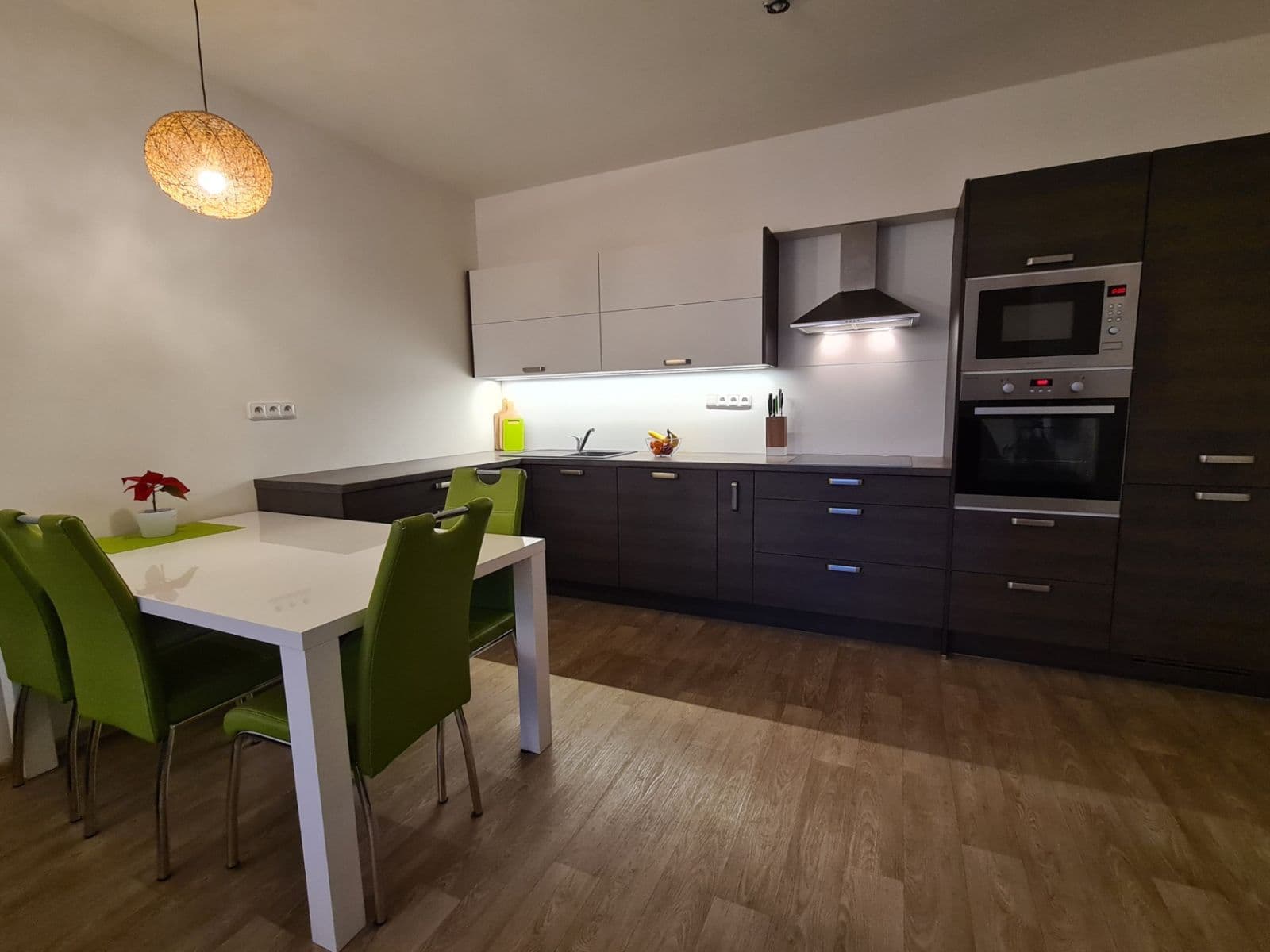 Predaj bytu 2-izbový 82 m², Zavadilka, České Budějovice, Jihočeský kraj Predaj bytu 2-izbový 82 m², Zavadilka, České Budějovice, Jihočeský kraj