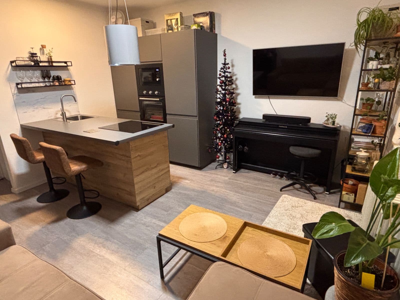 Prenájom bytu 2-izbový 40 m², Miletičova, Ružinov, Bratislavský kraj Prenájom bytu 2-izbový 40 m², Miletičova, Ružinov, Bratislavský kraj