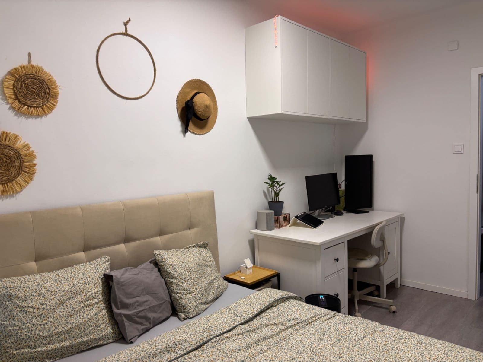 Prenájom bytu 2-izbový 40 m², Miletičova, Ružinov, Bratislavský kraj Prenájom bytu 2-izbový 40 m², Miletičova, Ružinov, Bratislavský kraj