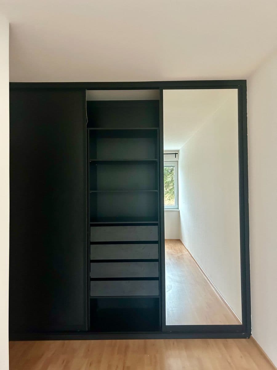 Prenájom bytu 3-izbový 61 m², U Pivovaru, Benešov, Středočeský kraj Prenájom bytu 3-izbový 61 m², U Pivovaru, Benešov, Středočeský kraj