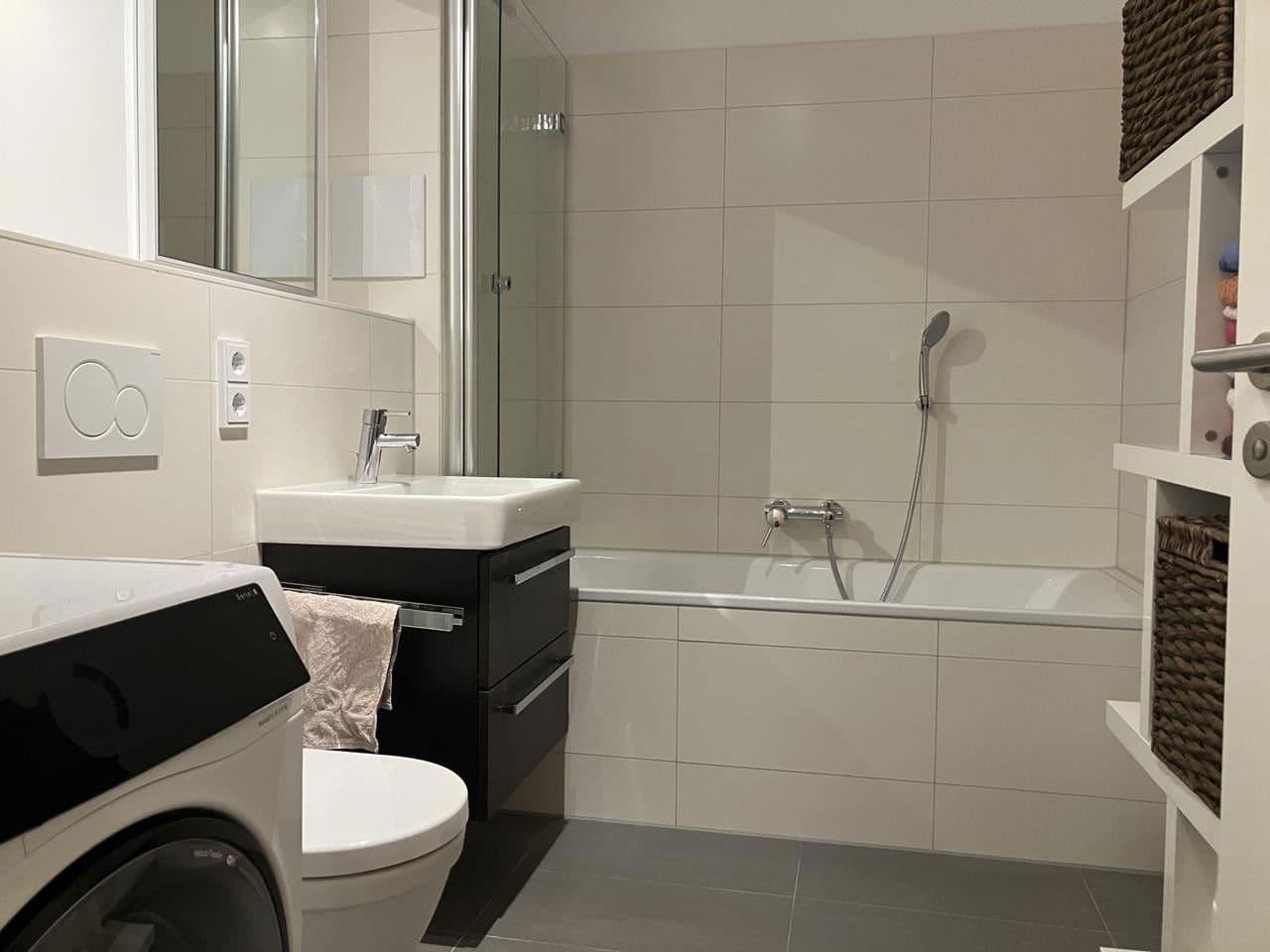 Predaj bytu 4-izbový 103 m², München, Bavorsko Predaj bytu 4-izbový 103 m², München, Bavorsko