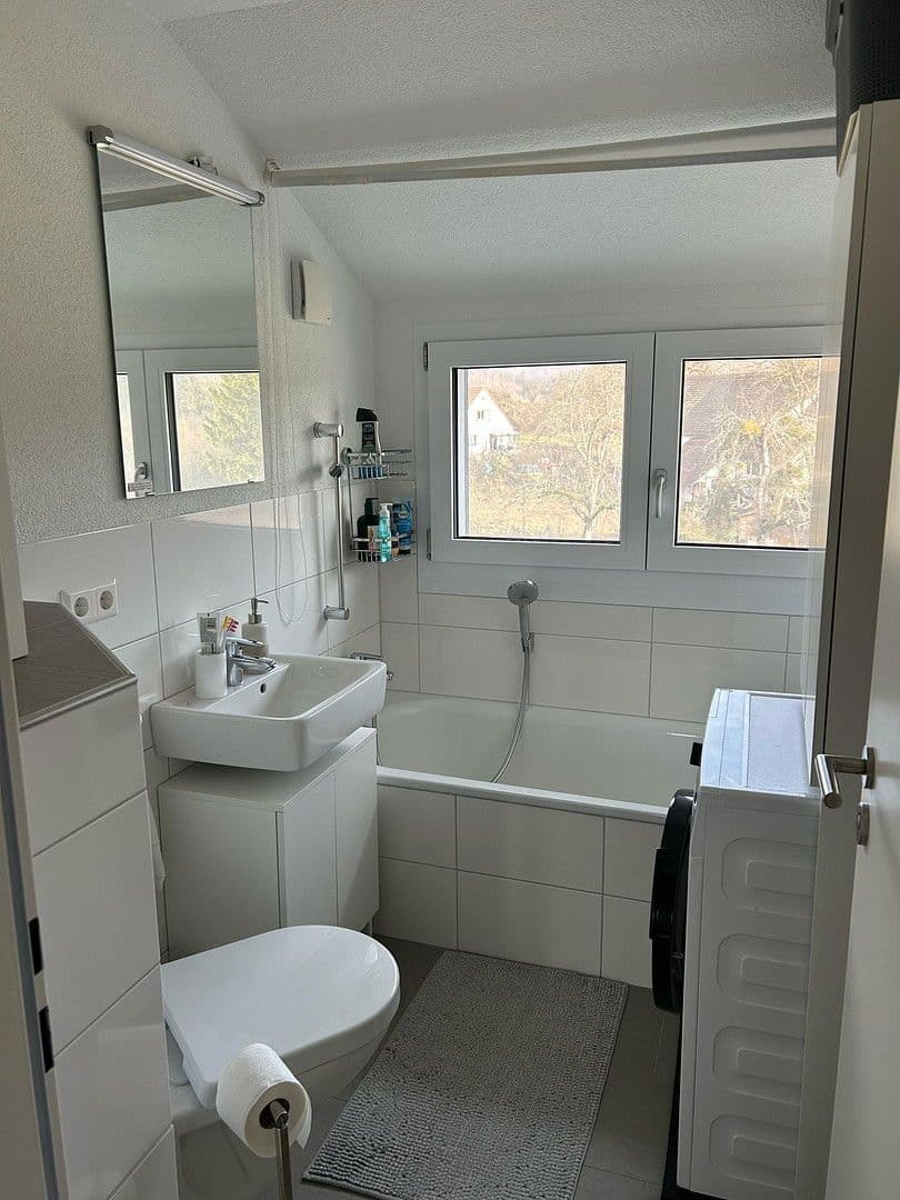 Prenájom bytu 2-izbový 53 m², Alte Litzelstetter Str. 69, Konstanz, Bádensko-Wurttembersko Prenájom bytu 2-izbový 53 m², Alte Litzelstetter Str. 69, Konstanz, Bádensko-Wurttembersko