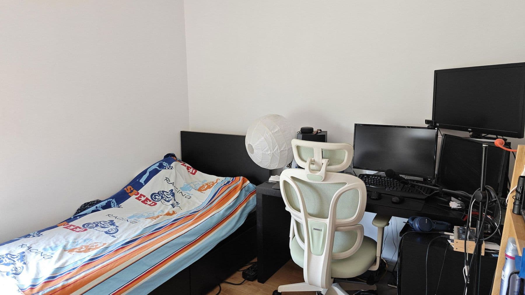 Predaj domu 145 m², pozemek 330 m², Nauen, Brandenbursko Predaj domu 145 m², pozemek 330 m², Nauen, Brandenbursko