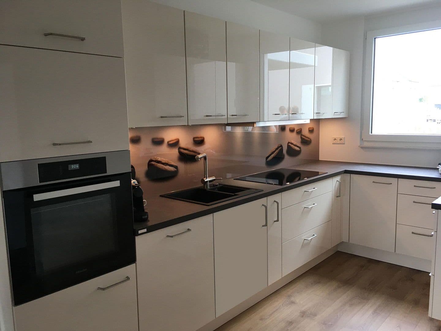 Predaj domu 145 m², pozemek 330 m², Nauen, Brandenbursko Predaj domu 145 m², pozemek 330 m², Nauen, Brandenbursko