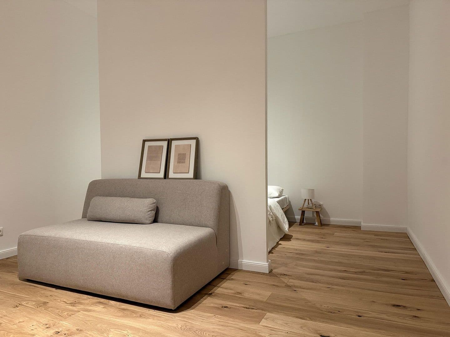 Predaj bytu 1-izbový 32 m², Berlin, Berlín Predaj bytu 1-izbový 32 m², Berlin, Berlín