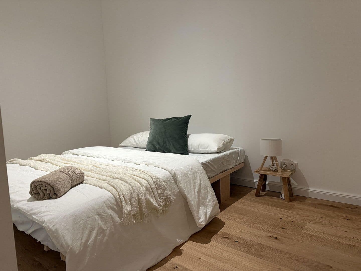 Predaj bytu 1-izbový 32 m², Berlin, Berlín Predaj bytu 1-izbový 32 m², Berlin, Berlín