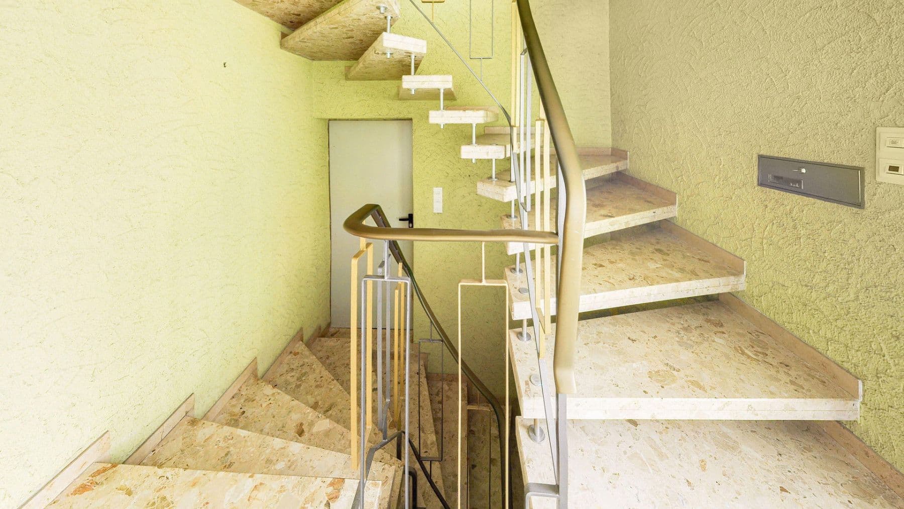 Predaj domu 140 m², pozemek 342 m², Ledergasse 8, Singen (Hohentwiel), Bádensko-Wurttembersko Predaj domu 140 m², pozemek 342 m², Ledergasse 8, Singen (Hohentwiel), Bádensko-Wurttembersko