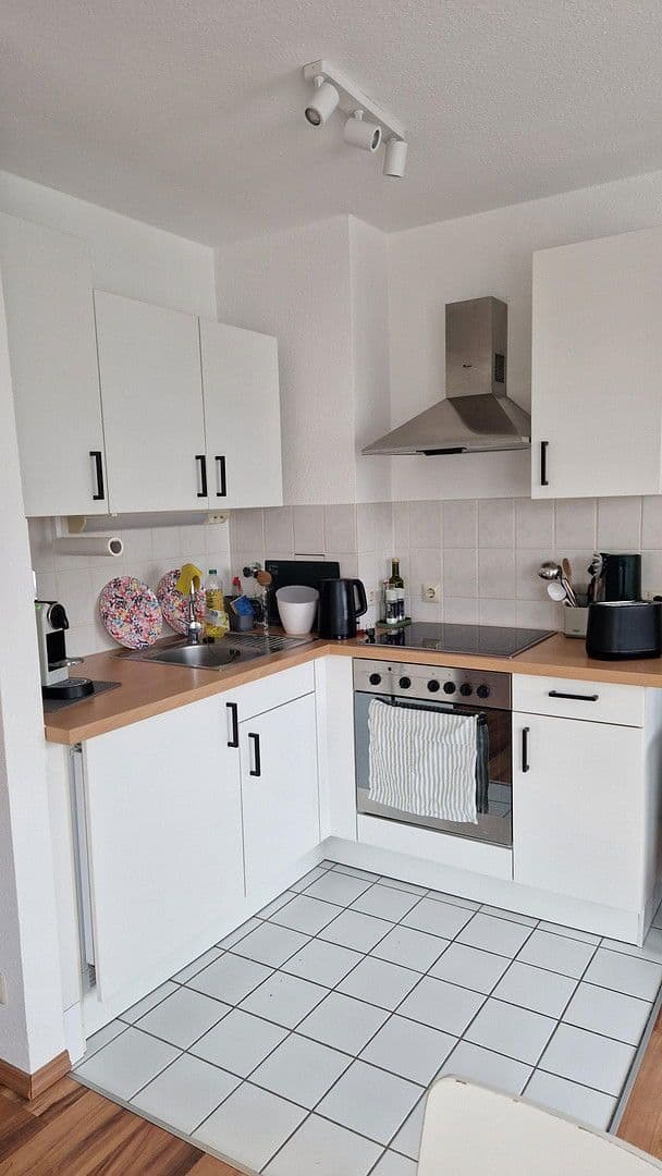 Prenájom bytu 2-izbový 50 m², Karlsruhe, Bádensko-Wurttembersko Prenájom bytu 2-izbový 50 m², Karlsruhe, Bádensko-Wurttembersko