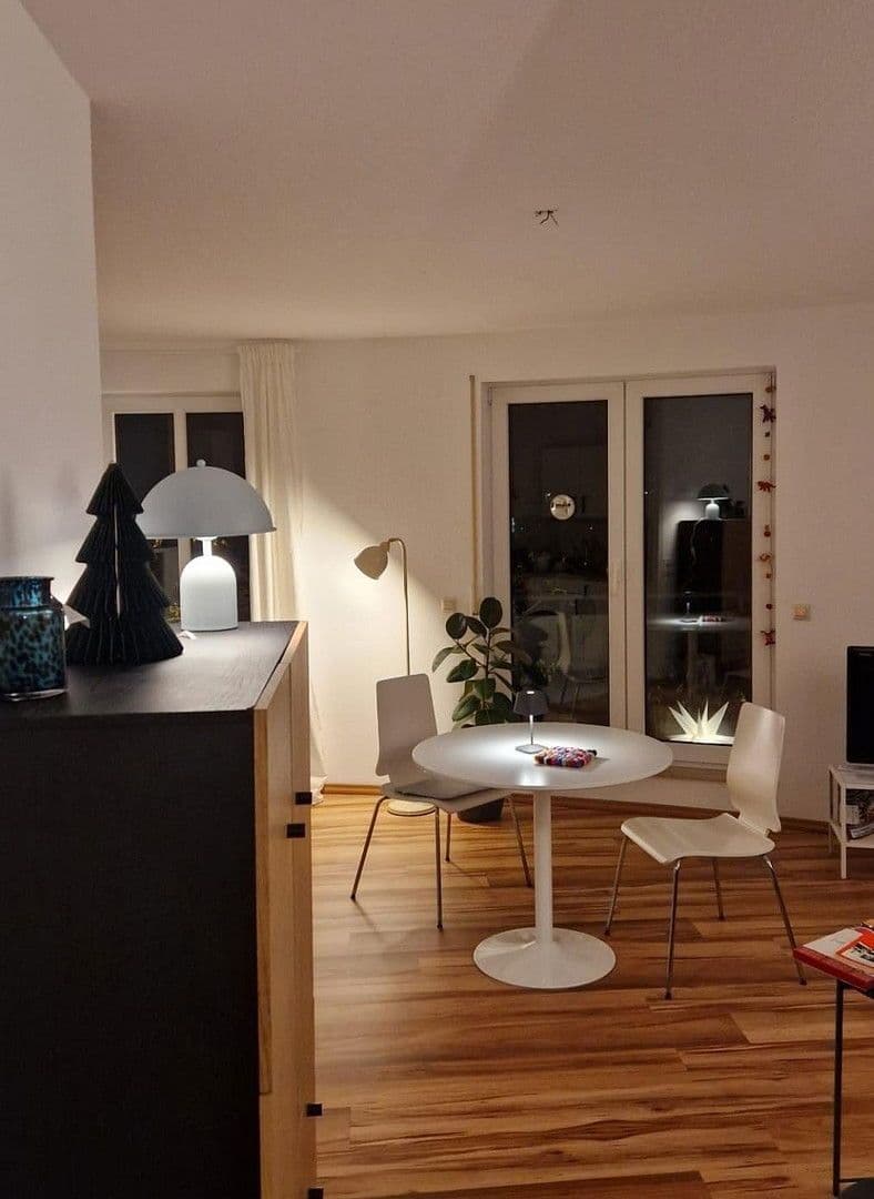 Prenájom bytu 2-izbový 50 m², Karlsruhe, Bádensko-Wurttembersko Prenájom bytu 2-izbový 50 m², Karlsruhe, Bádensko-Wurttembersko