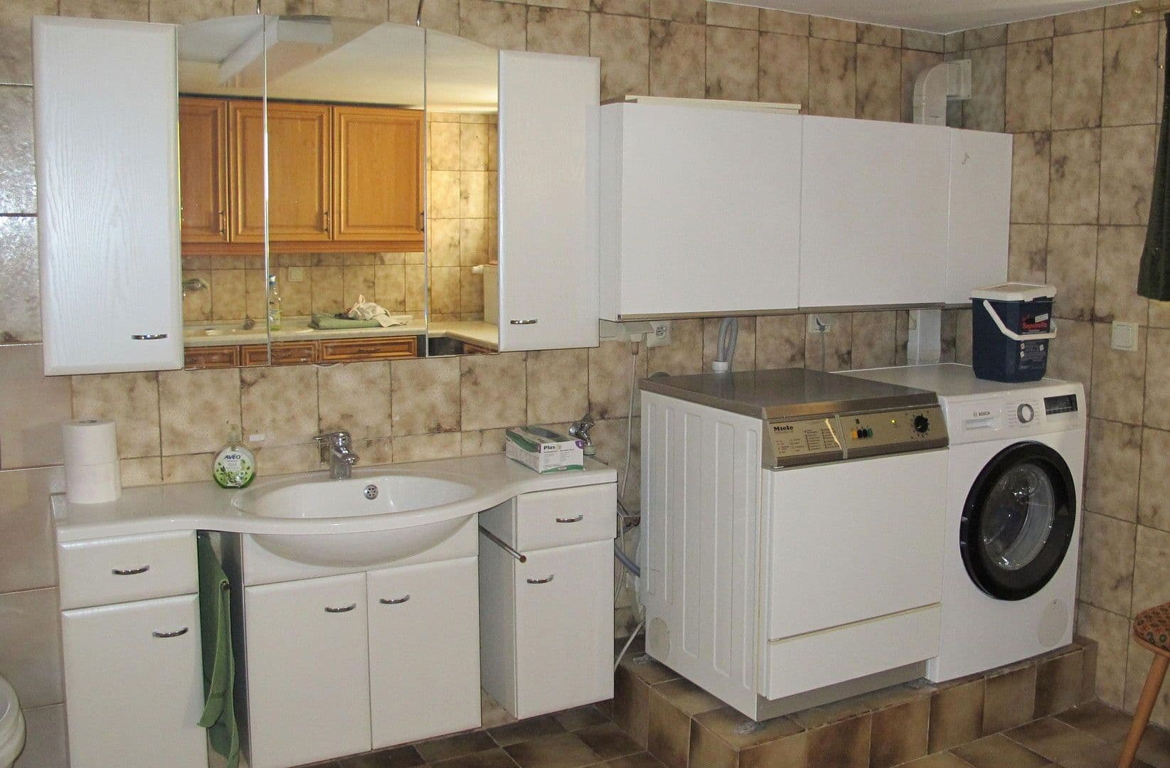 Prenájom domu 135 m², pozemek 100 m², Ingstetter Str. 5a, Pöttmes, Bavorsko Prenájom domu 135 m², pozemek 100 m², Ingstetter Str. 5a, Pöttmes, Bavorsko