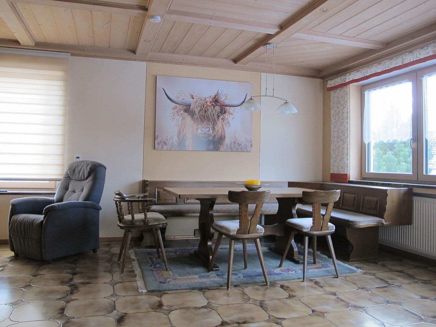 Prenájom domu 135 m², pozemek 100 m², Ingstetter Str. 5a, Pöttmes, Bavorsko Prenájom domu 135 m², pozemek 100 m², Ingstetter Str. 5a, Pöttmes, Bavorsko