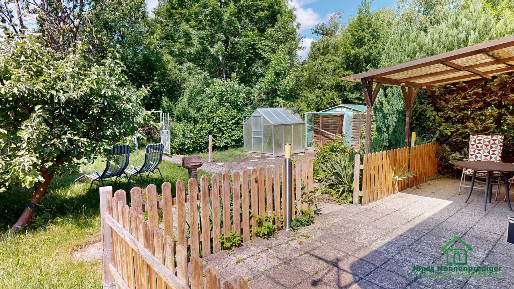 Predaj domu 27 m², pozemek 500 m², Gartenverein Marienhöhe e.V. - Rogahner Straße 2b, Schwerin, Meklenbursko-Predpomoransko Predaj domu 27 m², pozemek 500 m², Gartenverein Marienhöhe e.V. - Rogahner Straße 2b, Schwerin, Meklenbursko-Predpomoransko