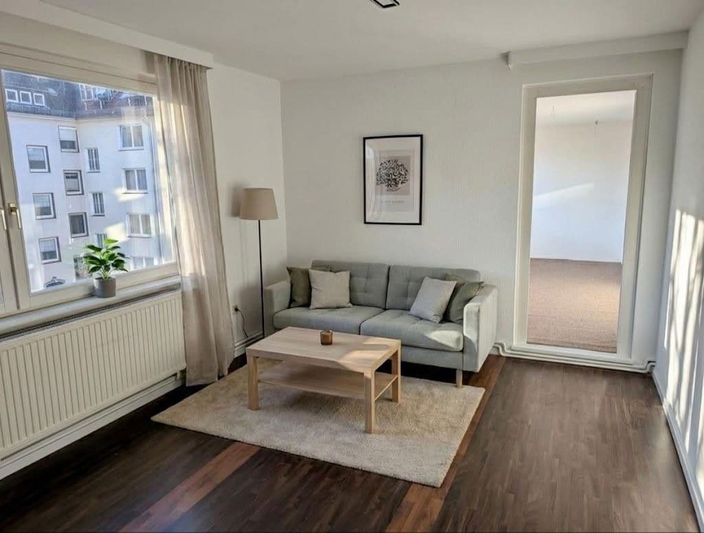 Prenájom bytu 3-izbový 65 m², Bornstraße, Bremen, Brémy Prenájom bytu 3-izbový 65 m², Bornstraße, Bremen, Brémy