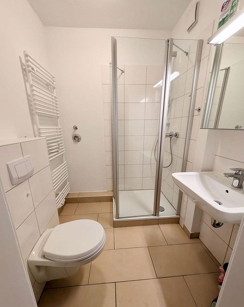 Prenájom bytu 3-izbový 65 m², Bornstraße, Bremen, Brémy Prenájom bytu 3-izbový 65 m², Bornstraße, Bremen, Brémy