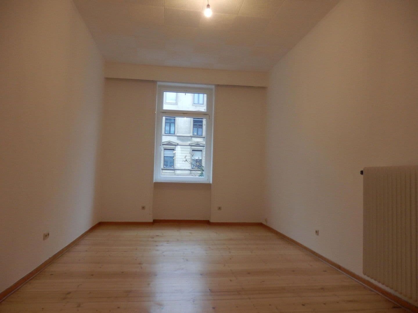 Prenájom bytu 2-izbový 81 m², Friedberger Landstraße 86, frankfurt am Main, Hesensko Prenájom bytu 2-izbový 81 m², Friedberger Landstraße 86, frankfurt am Main, Hesensko