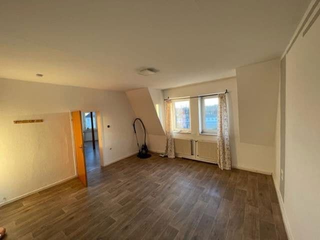 Prenájom bytu 2-izbový 70 m², Bochum, Severné Porýnie - Westfálsko Prenájom bytu 2-izbový 70 m², Bochum, Severné Porýnie - Westfálsko