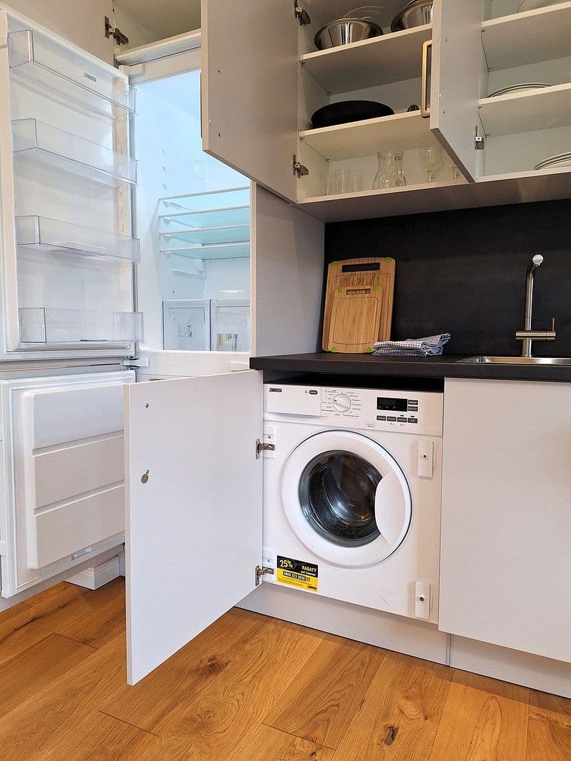 Prenájom bytu 2-izbový 55 m², Pascalstr. 4, Berlin, Berlín Prenájom bytu 2-izbový 55 m², Pascalstr. 4, Berlin, Berlín