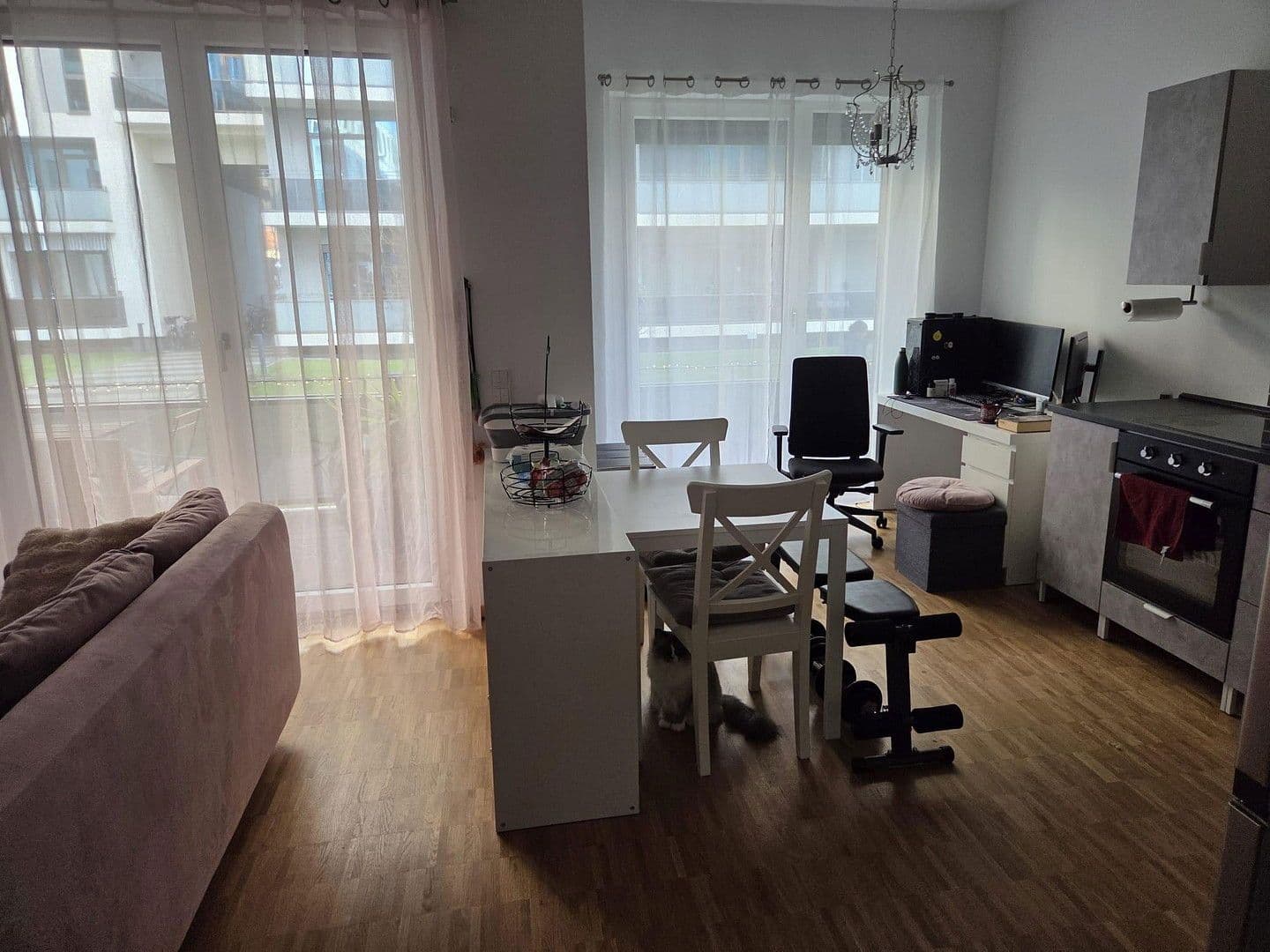 Prenájom bytu 2-izbový 61 m², Berlin, Berlín Prenájom bytu 2-izbový 61 m², Berlin, Berlín