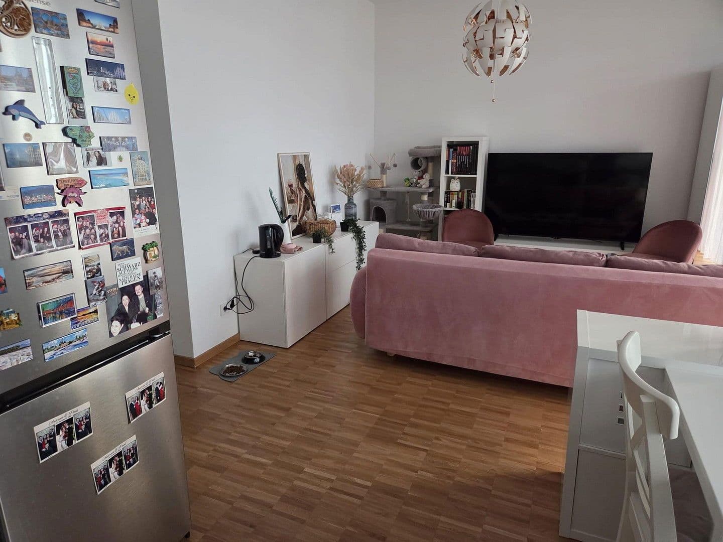 Prenájom bytu 2-izbový 61 m², Berlin, Berlín Prenájom bytu 2-izbový 61 m², Berlin, Berlín