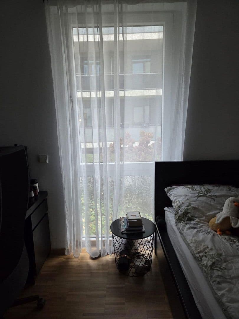 Prenájom bytu 2-izbový 61 m², Berlin, Berlín Prenájom bytu 2-izbový 61 m², Berlin, Berlín