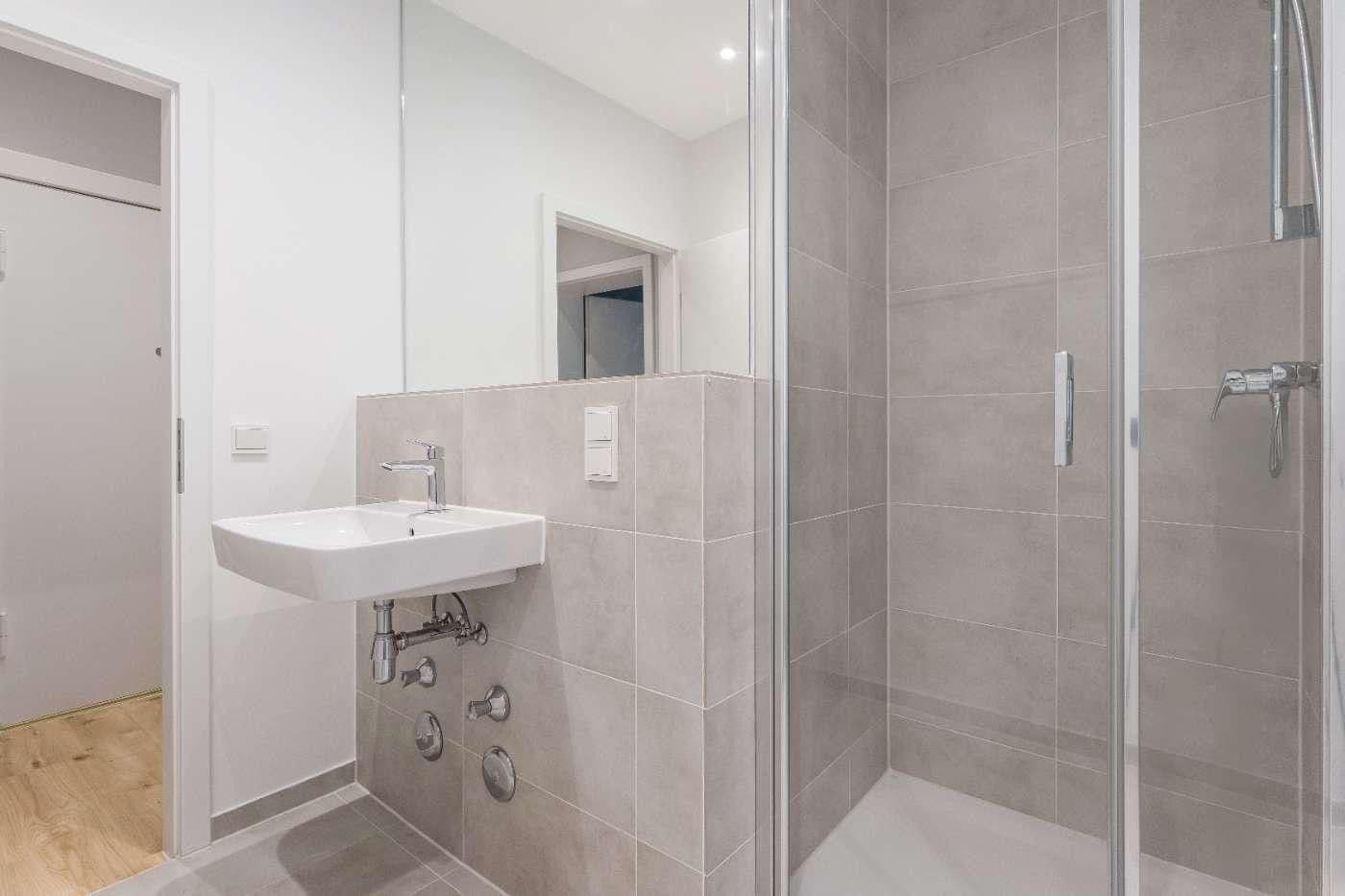 Prenájom bytu 2-izbový 60 m², Bernstorffstraße 11, Berlin, Berlín Prenájom bytu 2-izbový 60 m², Bernstorffstraße 11, Berlin, Berlín