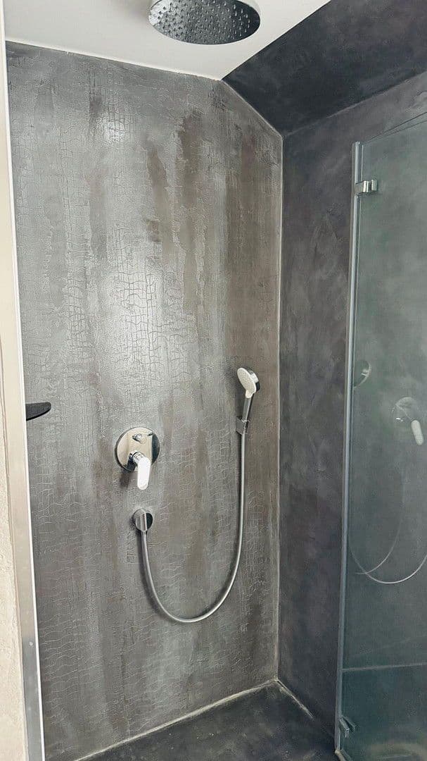 Prenájom bytu 3-izbový 135 m², Ludwigsburg, Bádensko-Wurttembersko Prenájom bytu 3-izbový 135 m², Ludwigsburg, Bádensko-Wurttembersko