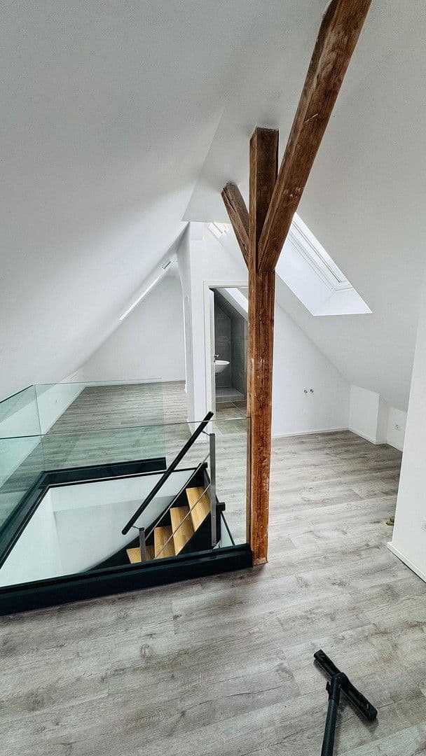 Prenájom bytu 3-izbový 135 m², Ludwigsburg, Bádensko-Wurttembersko Prenájom bytu 3-izbový 135 m², Ludwigsburg, Bádensko-Wurttembersko