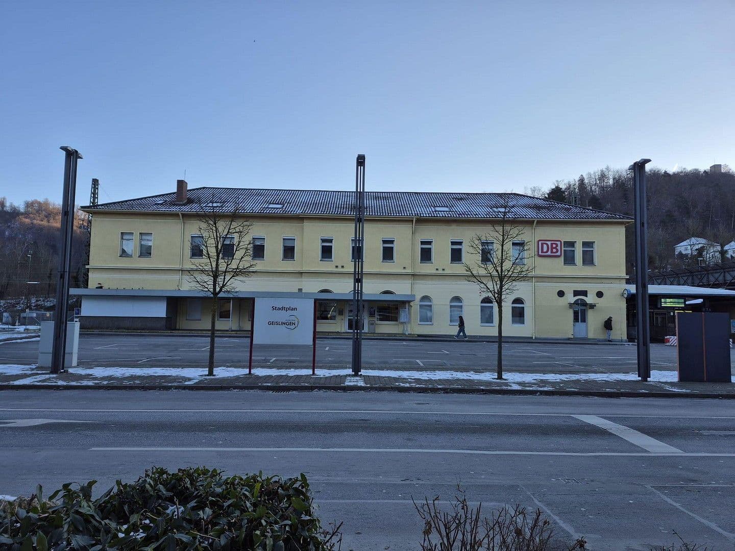 Prenájom kancelárie 170 m², Bahnhofstraße 41, Geislingen an der Steige, Bádensko-Wurttembersko Prenájom kancelárie 170 m², Bahnhofstraße 41, Geislingen an der Steige, Bádensko-Wurttembersko