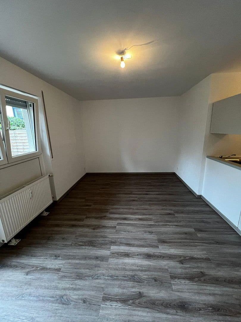 Prenájom bytu 1-izbový 35 m², Mainz, Porýnie-Falcko Prenájom bytu 1-izbový 35 m², Mainz, Porýnie-Falcko