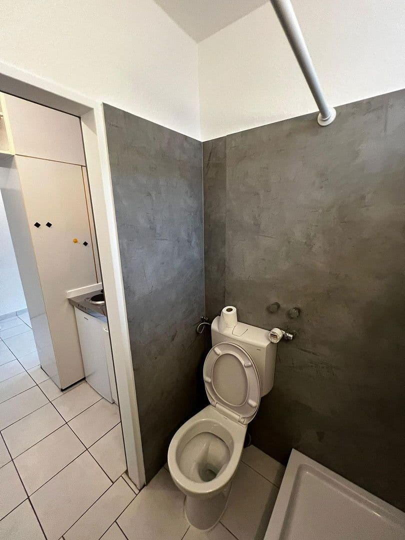 Prenájom bytu 1-izbový 35 m², Mainz, Porýnie-Falcko Prenájom bytu 1-izbový 35 m², Mainz, Porýnie-Falcko