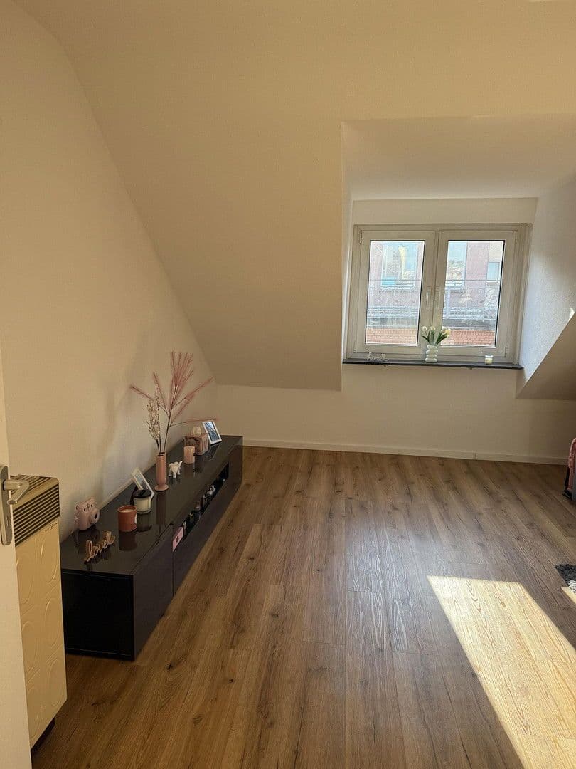 Prenájom bytu 2-izbový 44 m², St.-Georgen-Steige 17, Pforzheim, Bádensko-Wurttembersko Prenájom bytu 2-izbový 44 m², St.-Georgen-Steige 17, Pforzheim, Bádensko-Wurttembersko