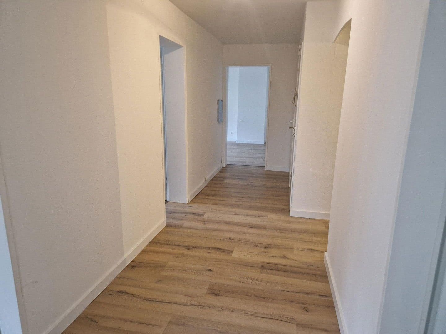 Prenájom bytu 4-izbový 91 m², Bismarckstraße 31, Gunzenhausen, Bavorsko Prenájom bytu 4-izbový 91 m², Bismarckstraße 31, Gunzenhausen, Bavorsko