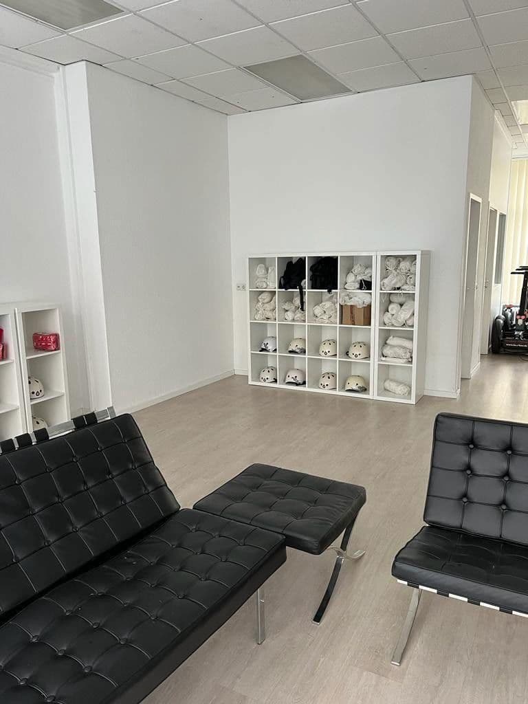 Predaj nebytového priestoru 148 m², An Groß St Martin 6, Köln, Severné Porýnie - Westfálsko Predaj nebytového priestoru 148 m², An Groß St Martin 6, Köln, Severné Porýnie - Westfálsko