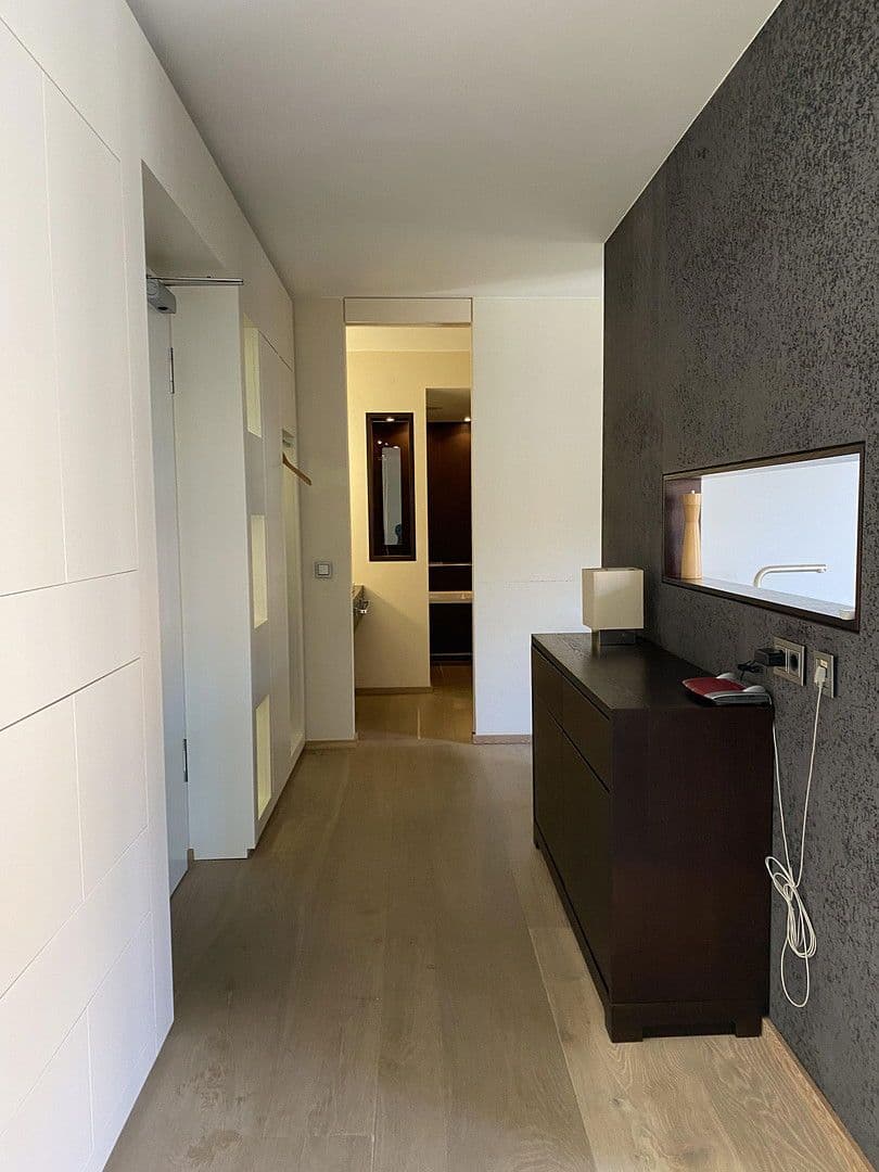 Prenájom bytu 2-izbový 60 m², Adams-Lehmann-Straße 52, München, Bavorsko Prenájom bytu 2-izbový 60 m², Adams-Lehmann-Straße 52, München, Bavorsko