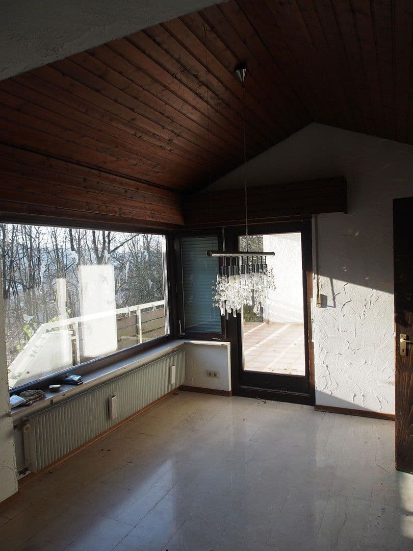 Predaj domu 154 m², pozemek 1.292 m², Partenstein, Bavorsko Predaj domu 154 m², pozemek 1.292 m², Partenstein, Bavorsko