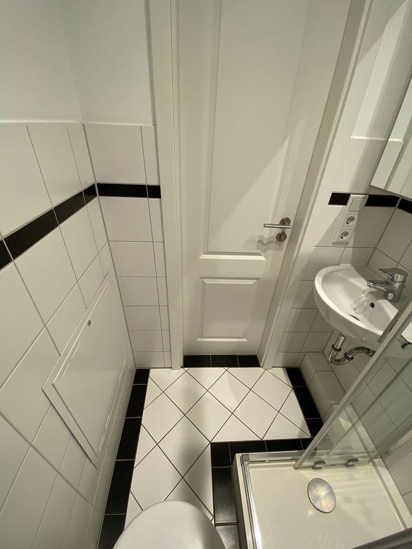 Prenájom bytu 1-izbový 22 m², Reichstr. 0, Nürnberg, Bavorsko Prenájom bytu 1-izbový 22 m², Reichstr. 0, Nürnberg, Bavorsko