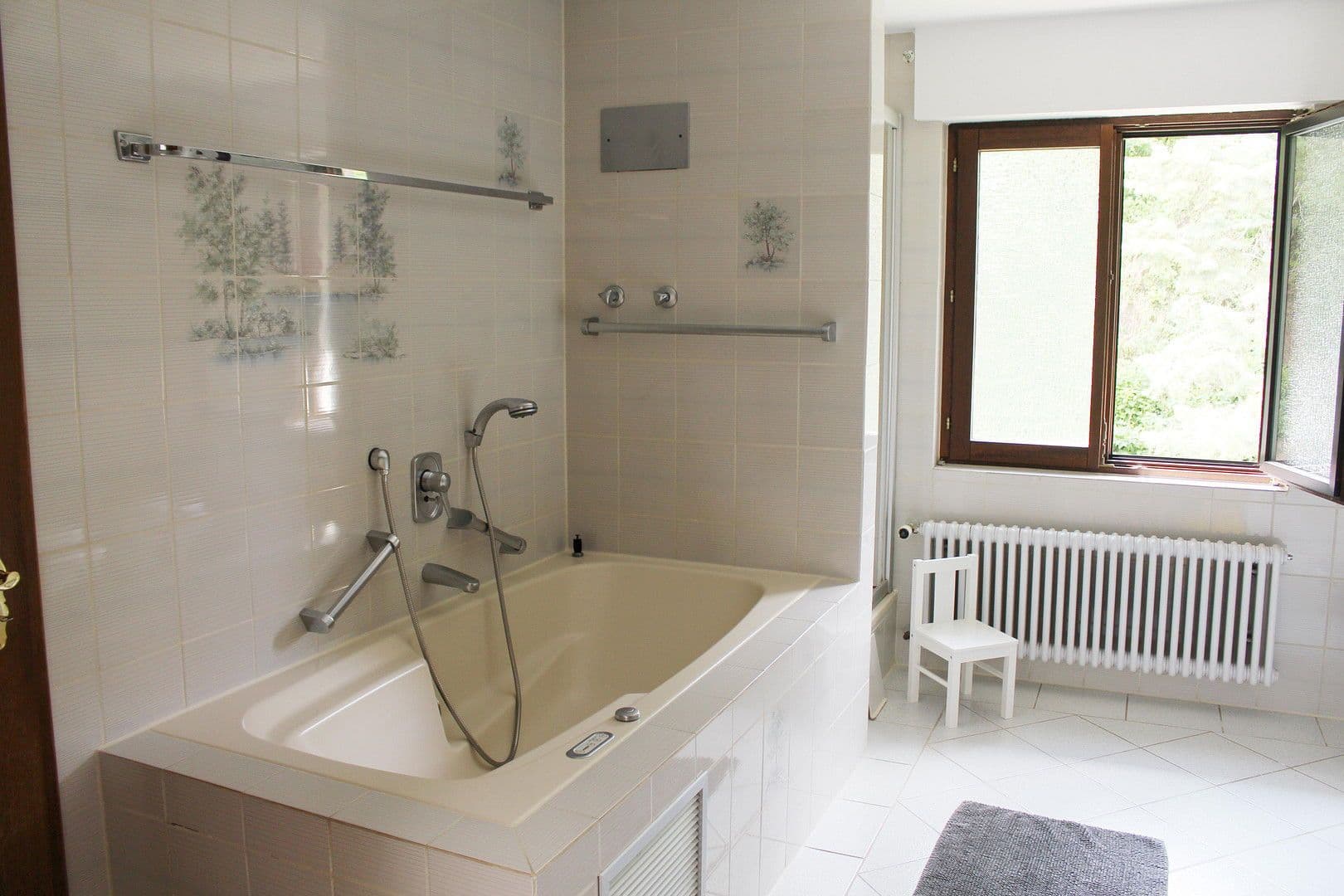 Predaj domu 230 m², pozemek 470 m², Stuttgart, Bádensko-Wurttembersko Predaj domu 230 m², pozemek 470 m², Stuttgart, Bádensko-Wurttembersko