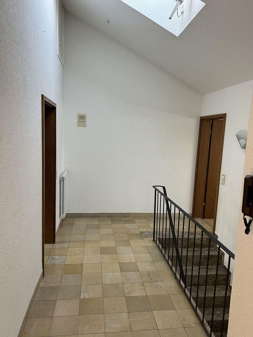 Predaj domu 230 m², pozemek 470 m², Stuttgart, Bádensko-Wurttembersko Predaj domu 230 m², pozemek 470 m², Stuttgart, Bádensko-Wurttembersko