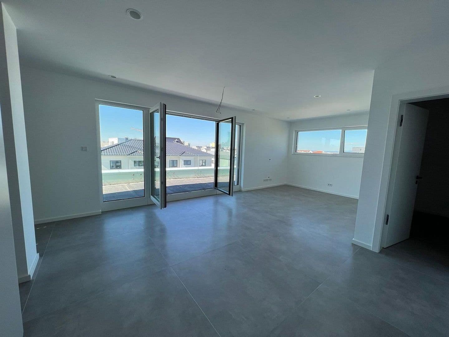 Prenájom bytu 2-izbový 76 m², Johann-Baptist-Enderle-Weg 6, Hochheim, Hesensko Prenájom bytu 2-izbový 76 m², Johann-Baptist-Enderle-Weg 6, Hochheim, Hesensko